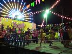 เวทีรำวงย้อนยุคในงานประเพณีลอยกระทงประจำปี 2552 ในวันที่ 1 -